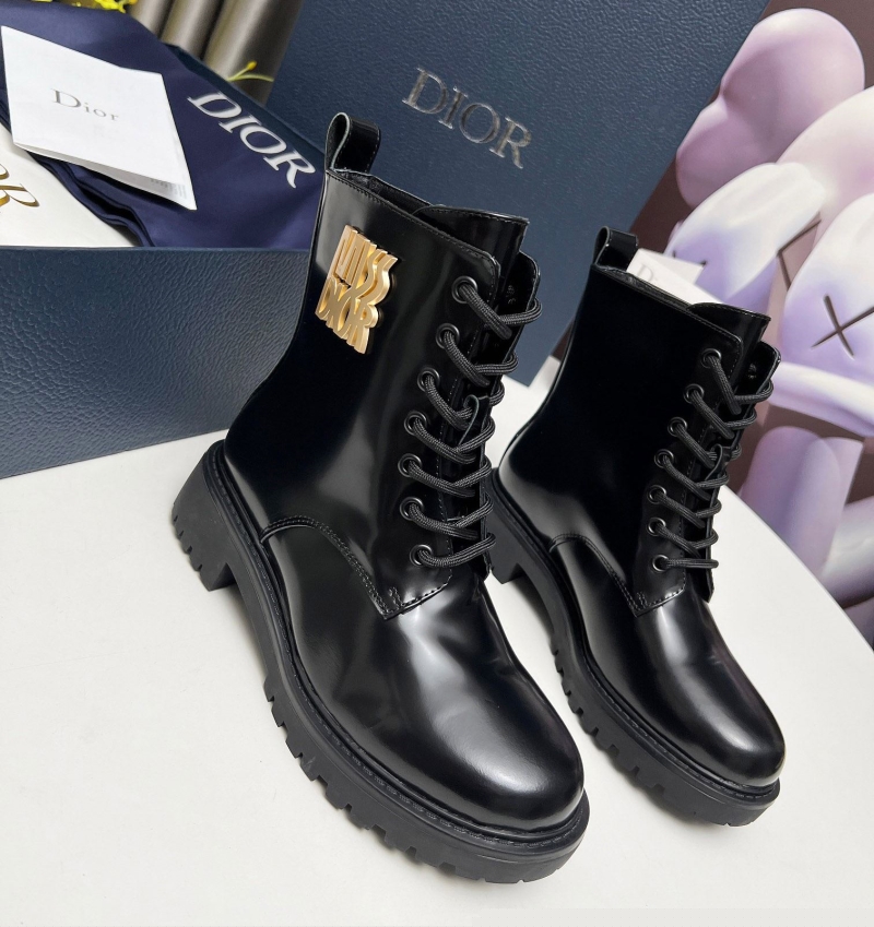 ch**an D*or boots